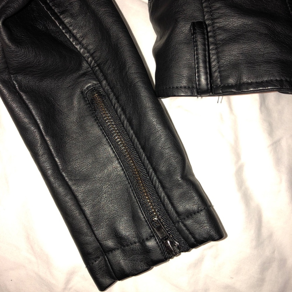 leather jacket - Picture 4 of 4